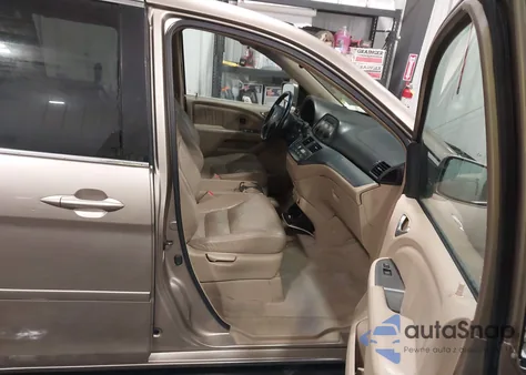 2005 Honda Odyssey Touring from USA, damaged, VIN 5FNRL388X5B011090